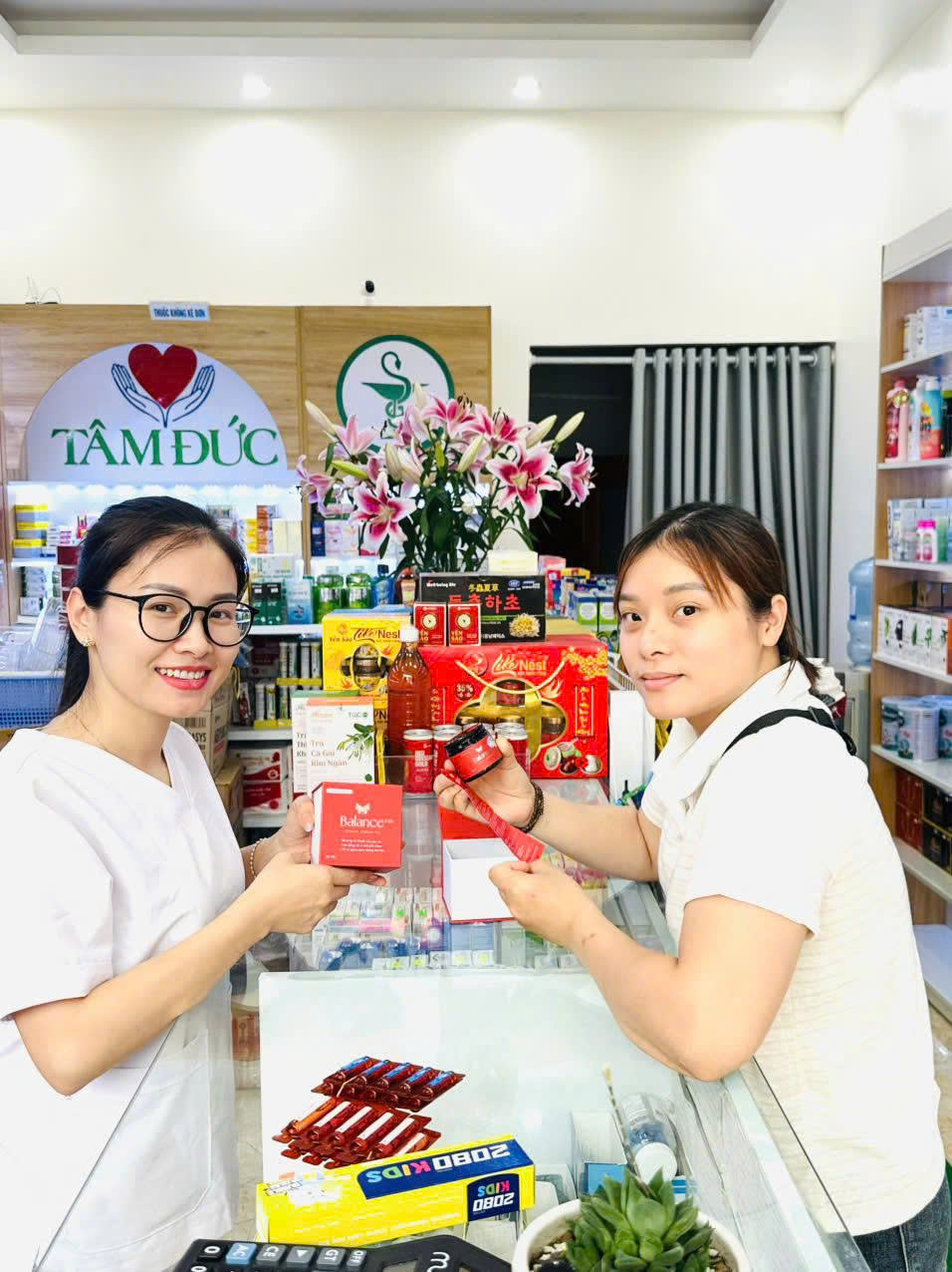 Nhà thuốc phân phối